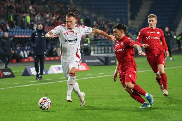 Football. Betclic 1. Liga. Wisla Krakow - LKS Lodz. 30.11.2024