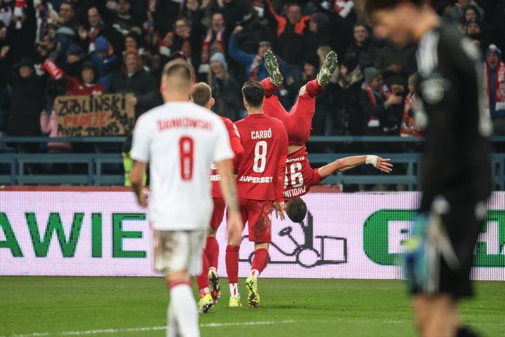 Football. Betclic 1. Liga. Wisla Krakow - LKS Lodz. 30.11.2024