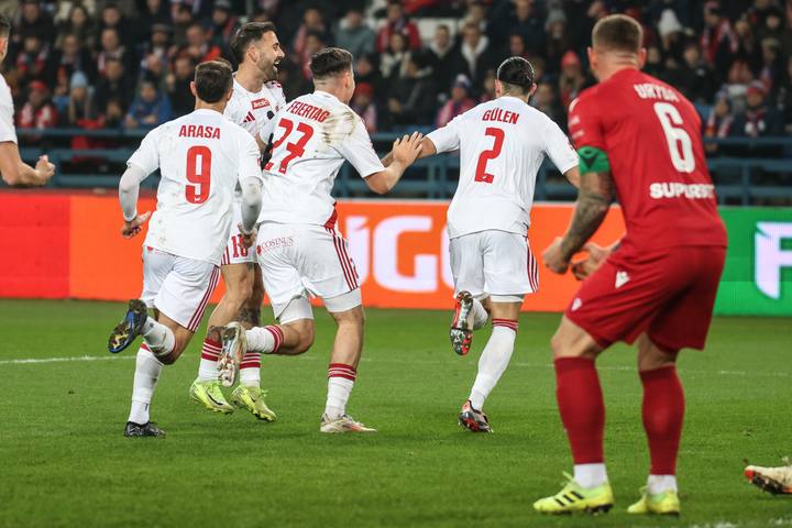 Football. Betclic 1. Liga. Wisla Krakow - LKS Lodz. 30.11.2024