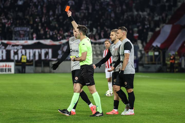 Football. PKO BP Ekstraklasa. Cracovia - Zaglebie Lubin. 29.11.2024