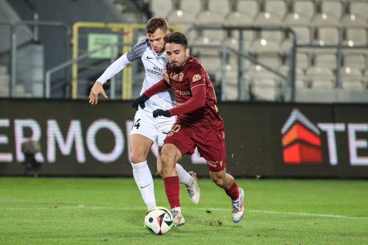 Football. PKO BP Ekstraklasa. Puszcza Niepolomice - Widzew Lodz. 25.11.2024