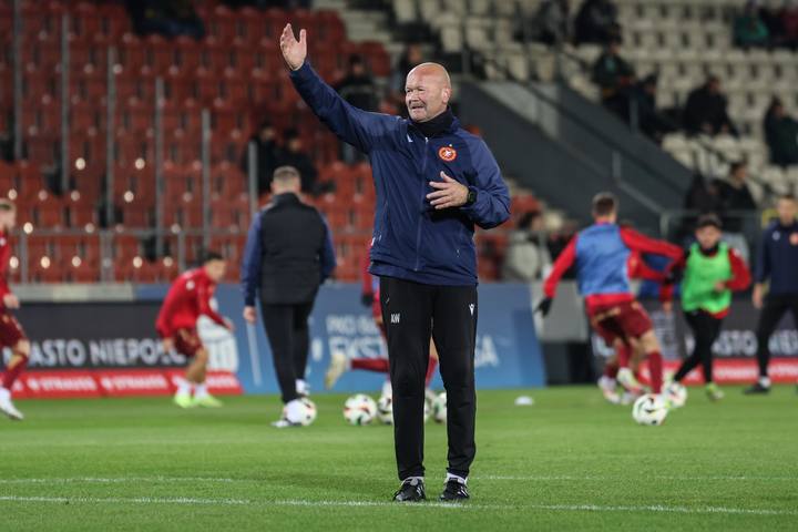 Football. PKO BP Ekstraklasa. Puszcza Niepolomice - Widzew Lodz. 25.11.2024