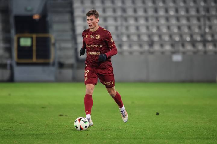 Football. PKO BP Ekstraklasa. Puszcza Niepolomice - Widzew Lodz. 25.11.2024