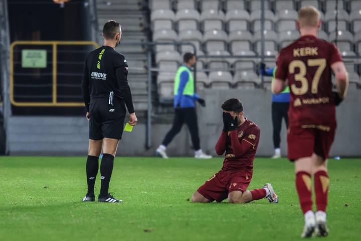 Football. PKO BP Ekstraklasa. Puszcza Niepolomice - Widzew Lodz. 25.11.2024