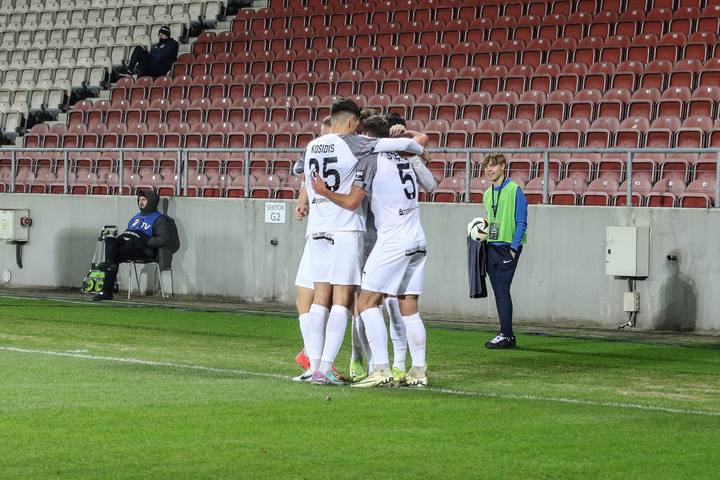 Football. PKO BP Ekstraklasa. Puszcza Niepolomice - Widzew Lodz. 25.11.2024