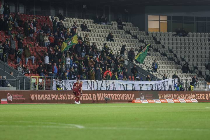 Football. PKO BP Ekstraklasa. Puszcza Niepolomice - Widzew Lodz. 25.11.2024