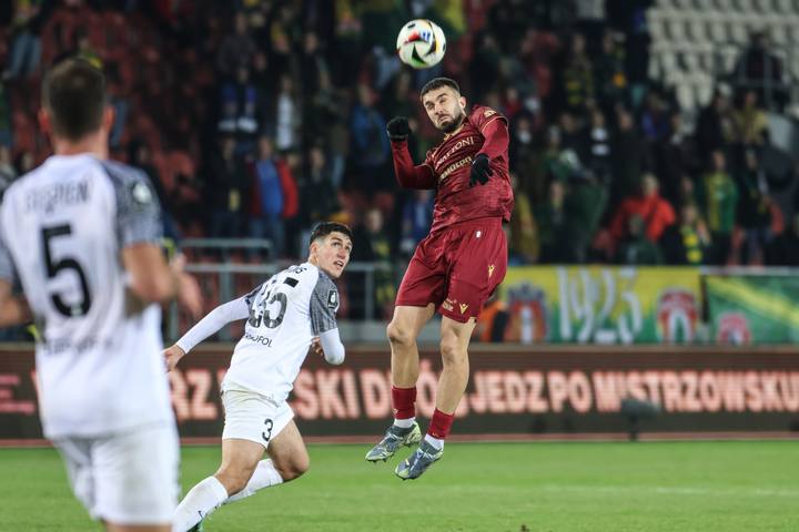Football. PKO BP Ekstraklasa. Puszcza Niepolomice - Widzew Lodz. 25.11.2024