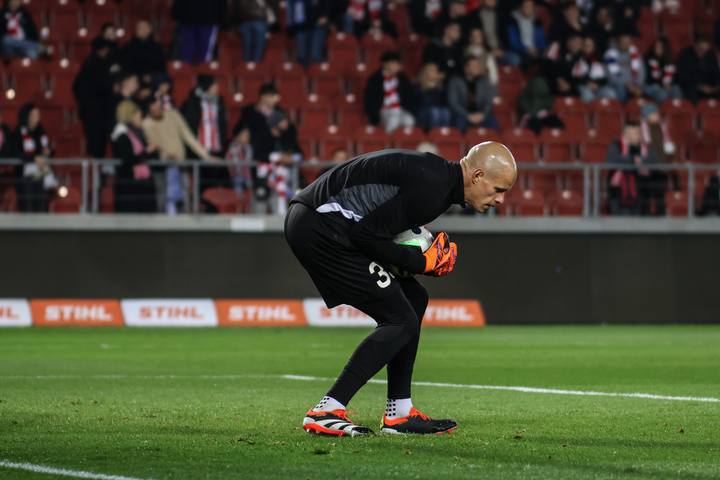 Football. PKO BP Ekstraklasa. Cracovia - Lech Poznan. 19.10.2024