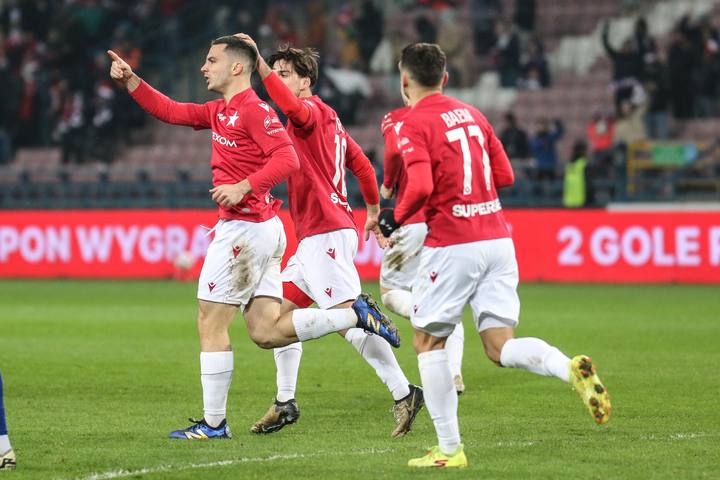 Football. Betclic 1. Liga. Wisla Krakow - Miedz Legnica. 12.12.2024