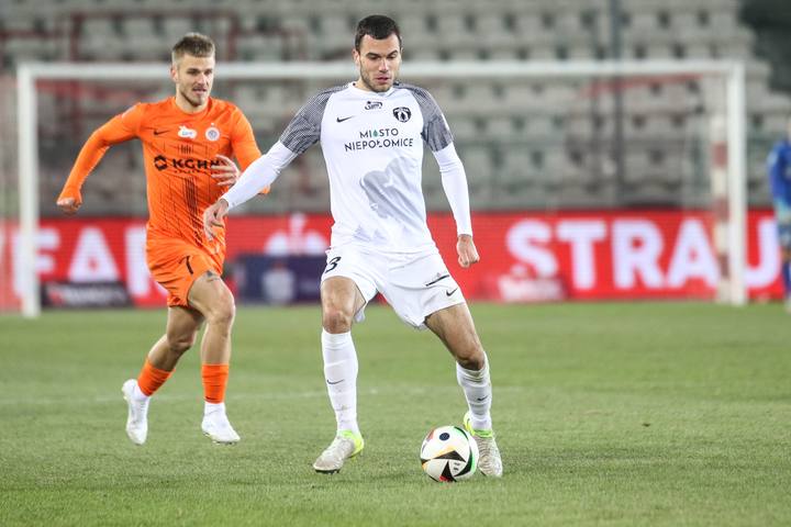 Football. PKO BP Ekstraklasa. Puszcza Niepolomice - Zaglebie Lubin. 10.02.2025