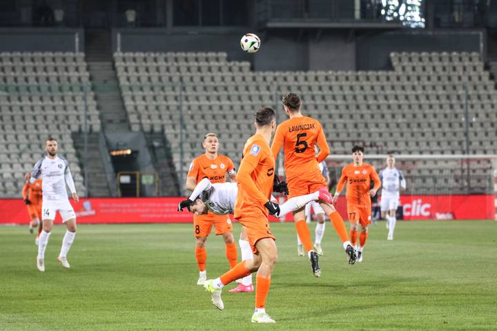 Football. PKO BP Ekstraklasa. Puszcza Niepolomice - Zaglebie Lubin. 10.02.2025