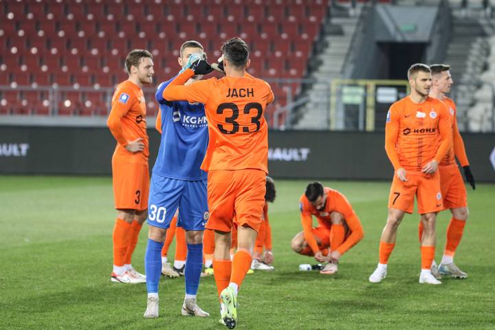 Football. PKO BP Ekstraklasa. Puszcza Niepolomice - Zaglebie Lubin. 10.02.2025
