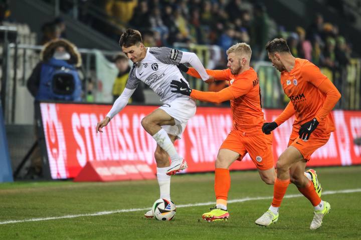 Football. PKO BP Ekstraklasa. Puszcza Niepolomice - Zaglebie Lubin. 10.02.2025