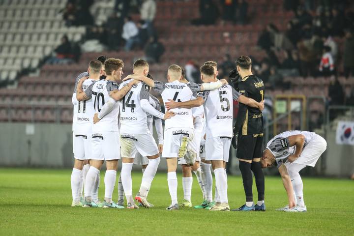 Football. PKO BP Ekstraklasa. Puszcza Niepolomice - Jagiellonia Bialystok. 08.12.2024