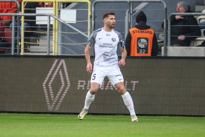 Football. PKO BP Ekstraklasa. Puszcza Niepolomice - Jagiellonia Bialystok. 08.12.2024
