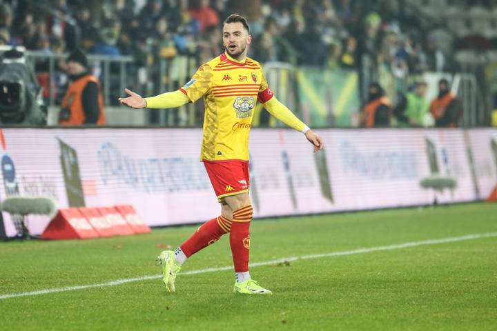 Football. PKO BP Ekstraklasa. Puszcza Niepolomice - Jagiellonia Bialystok. 08.12.2024