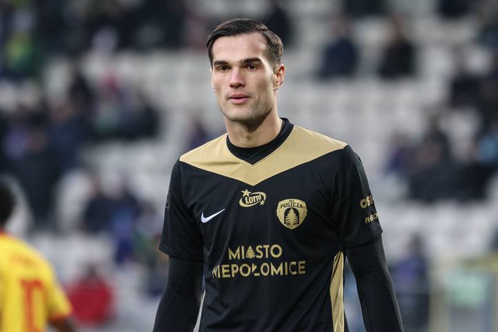 Football. PKO BP Ekstraklasa. Puszcza Niepolomice - Jagiellonia Bialystok. 08.12.2024