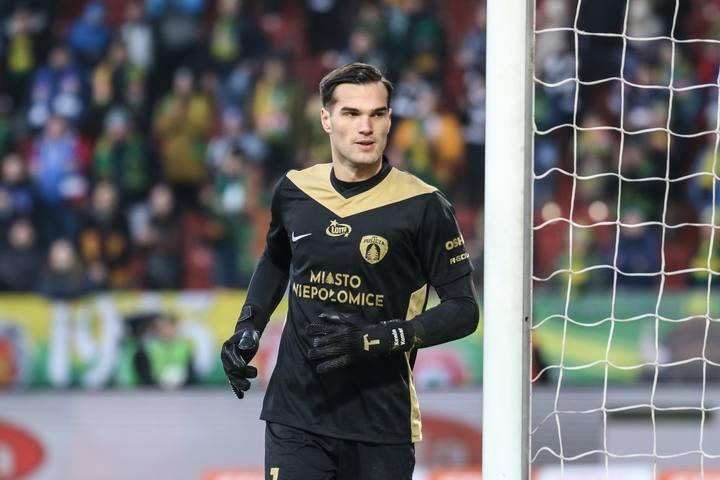 Football. PKO BP Ekstraklasa. Puszcza Niepolomice - Jagiellonia Bialystok. 08.12.2024