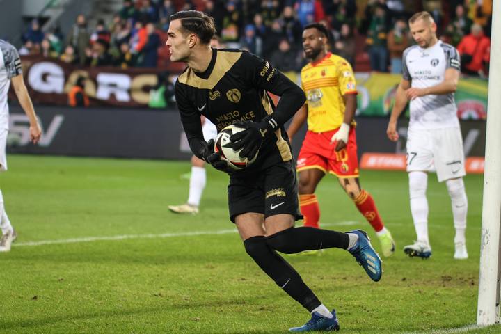 Football. PKO BP Ekstraklasa. Puszcza Niepolomice - Jagiellonia Bialystok. 08.12.2024