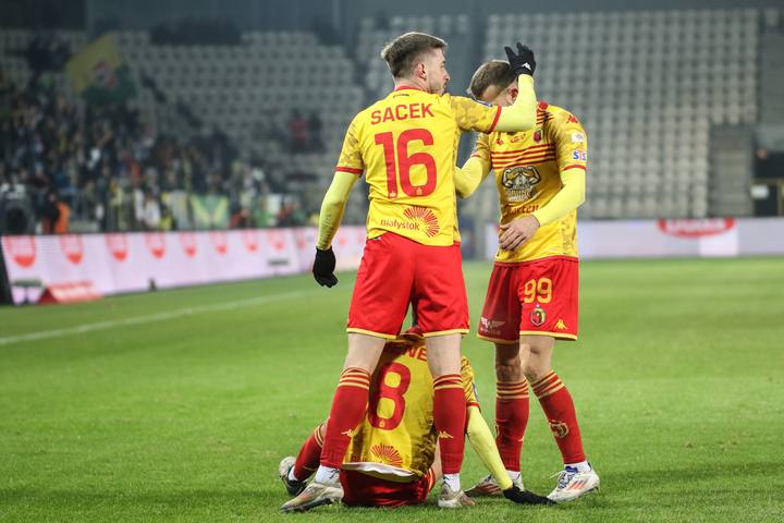 Football. PKO BP Ekstraklasa. Puszcza Niepolomice - Jagiellonia Bialystok. 08.12.2024
