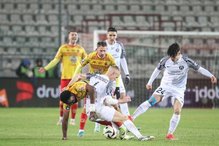 Football. PKO BP Ekstraklasa. Puszcza Niepolomice - Jagiellonia Bialystok. 08.12.2024