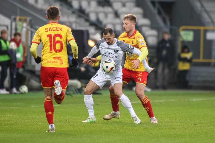 Football. PKO BP Ekstraklasa. Puszcza Niepolomice - Jagiellonia Bialystok. 08.12.2024