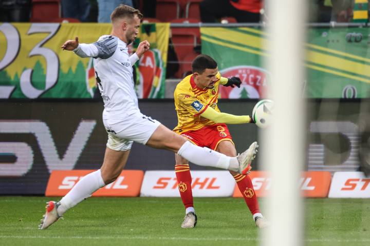 Football. PKO BP Ekstraklasa. Puszcza Niepolomice - Jagiellonia Bialystok. 08.12.2024