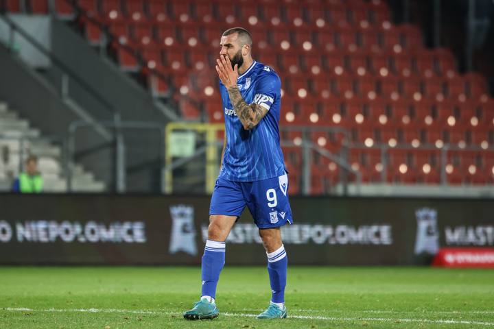 Football. PKO BP Ekstraklasa. Puszcza Niepolomice - Lech Poznan. 02.11.2024