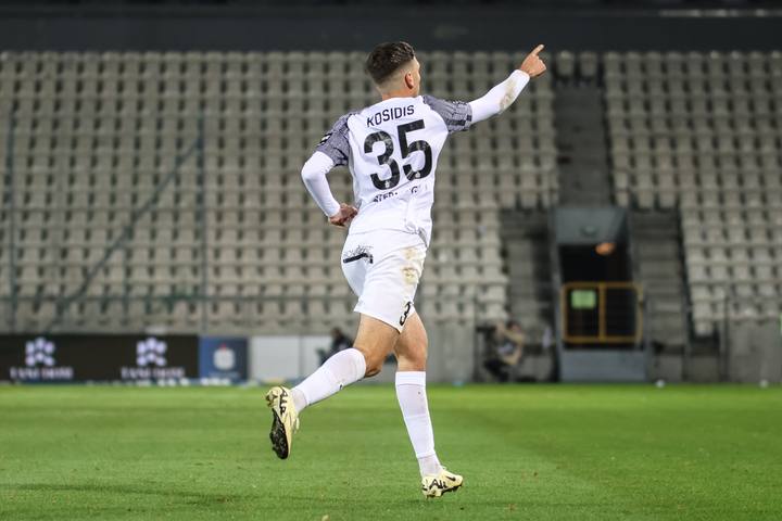 Football. PKO BP Ekstraklasa. Puszcza Niepolomice - Lech Poznan. 02.11.2024