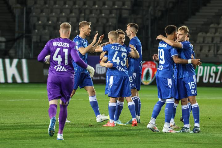 Football. PKO BP Ekstraklasa. Puszcza Niepolomice - Lech Poznan. 02.11.2024