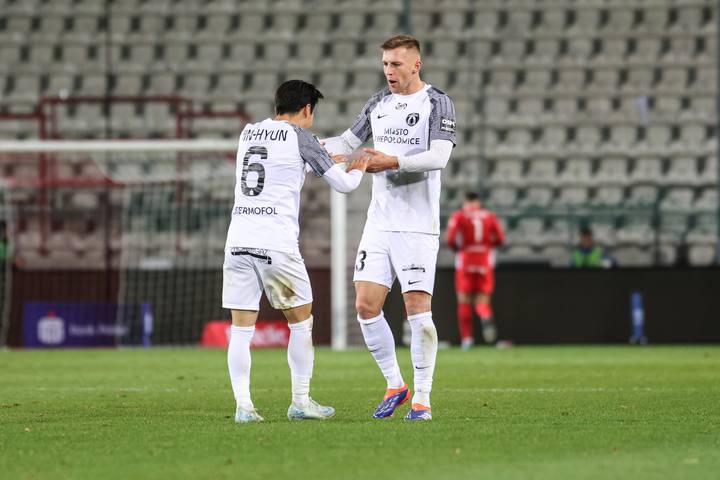 Football. PKO BP Ekstraklasa. Puszcza Niepolomice - Lech Poznan. 02.11.2024