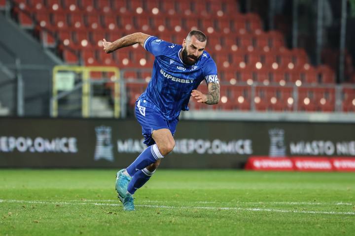 Football. PKO BP Ekstraklasa. Puszcza Niepolomice - Lech Poznan. 02.11.2024
