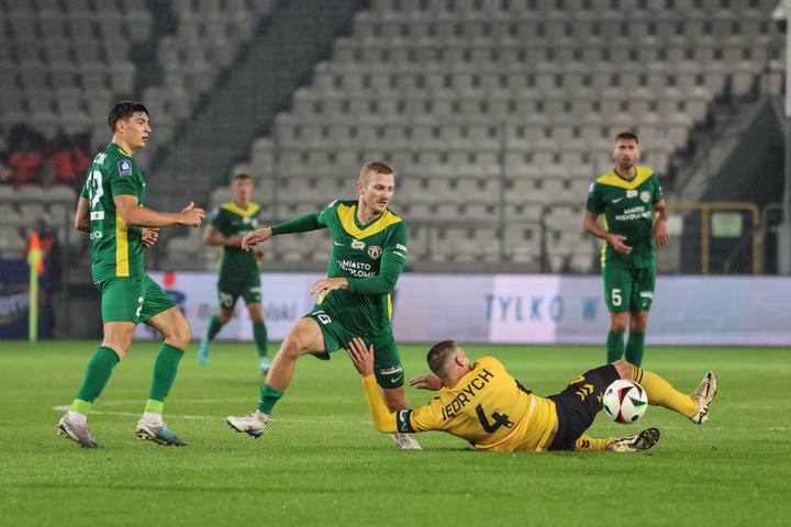 Football. PKO BP Ekstraklasa. Puszcza Niepolomice - GKS Katowice. 04.10.2024