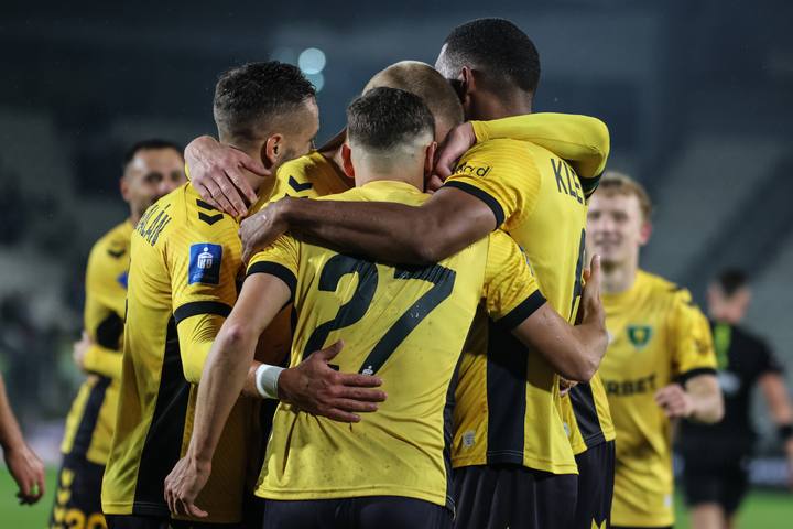 Football. PKO BP Ekstraklasa. Puszcza Niepolomice - GKS Katowice. 04.10.2024