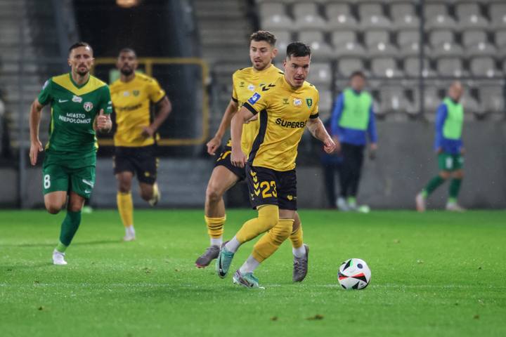 Football. PKO BP Ekstraklasa. Puszcza Niepolomice - GKS Katowice. 04.10.2024