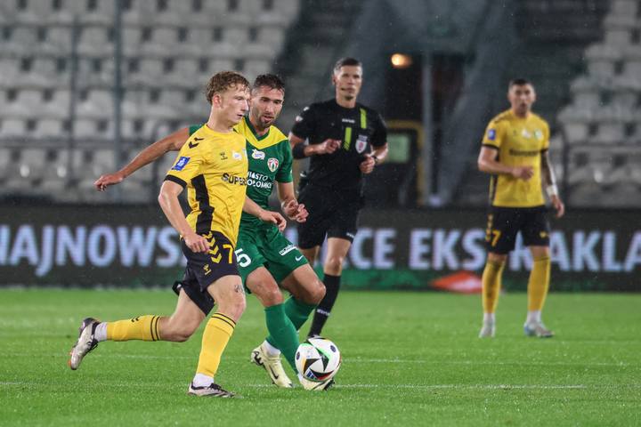 Football. PKO BP Ekstraklasa. Puszcza Niepolomice - GKS Katowice. 04.10.2024