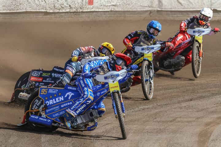 Speedway. The Golden Helmet Final Tournament. Szymon Wozniak - Szymon Wozniak. 01.04.2024