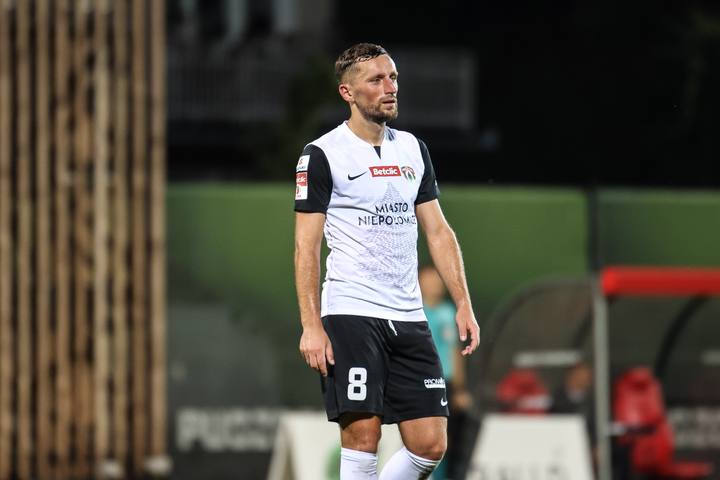 Pilka Nozna. Betclic 1 Liga. Puszcza Niepolomice - GKS Tychy. 21.08.2025